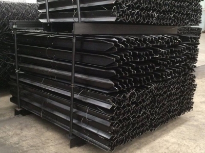 0.45m x 1.58 kgs/m Black or hot dipped galvanized Y post star picket for New Zealand and Australia